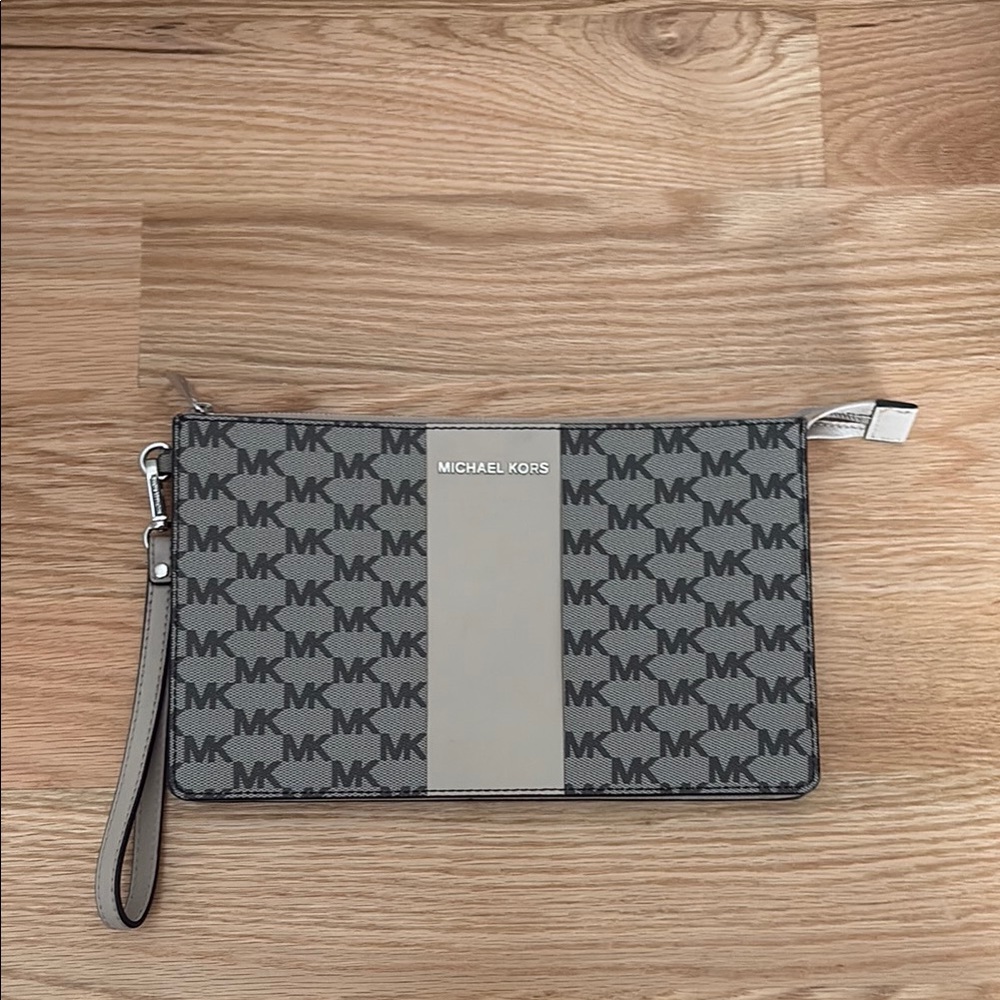 Michael Kors Gray Wristlet